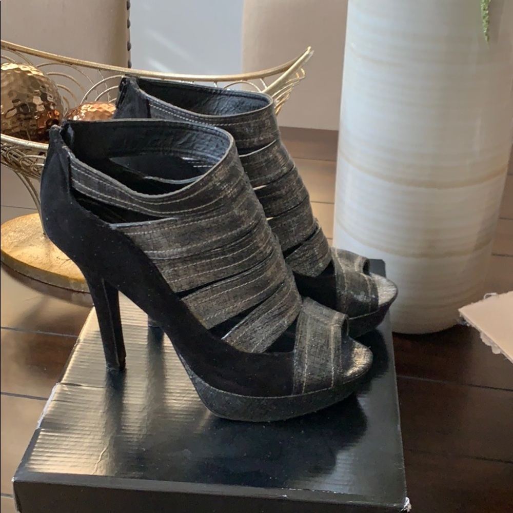 Ashley stewart pump